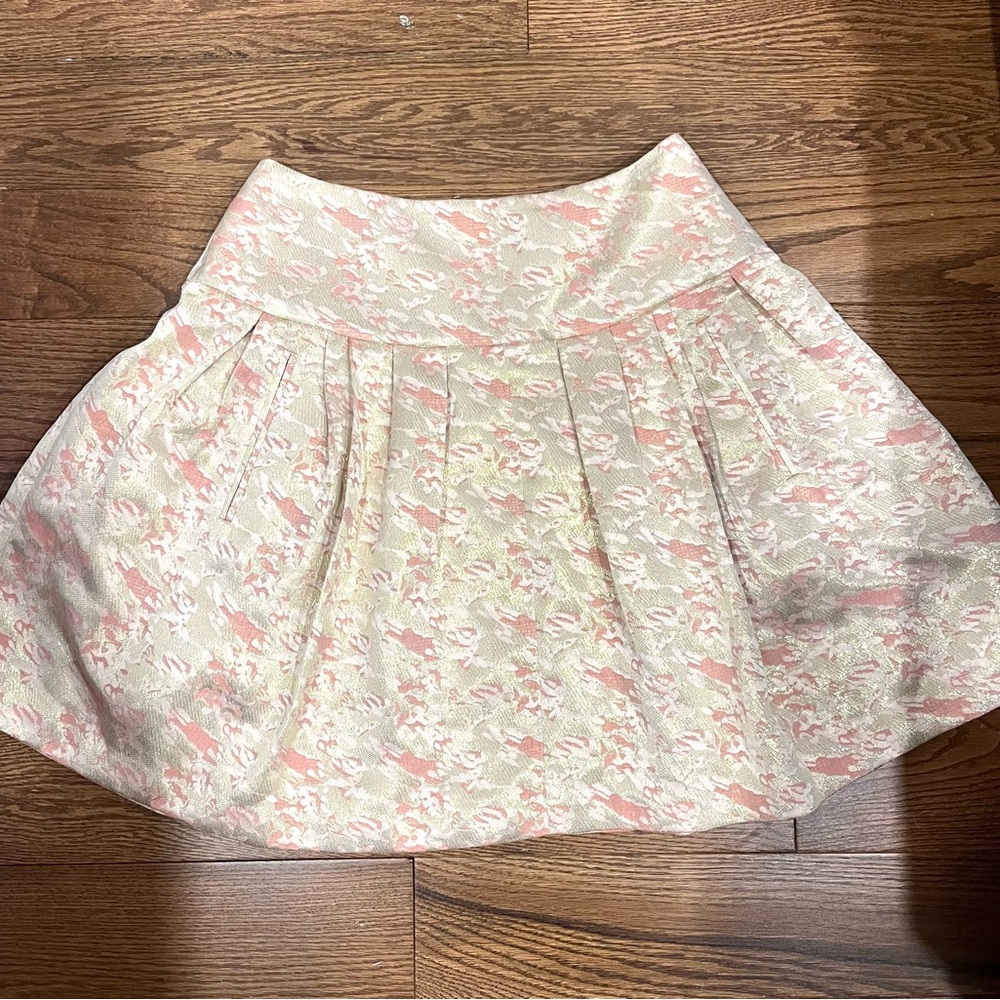 Chic Floral Skirt in Pink and Cream